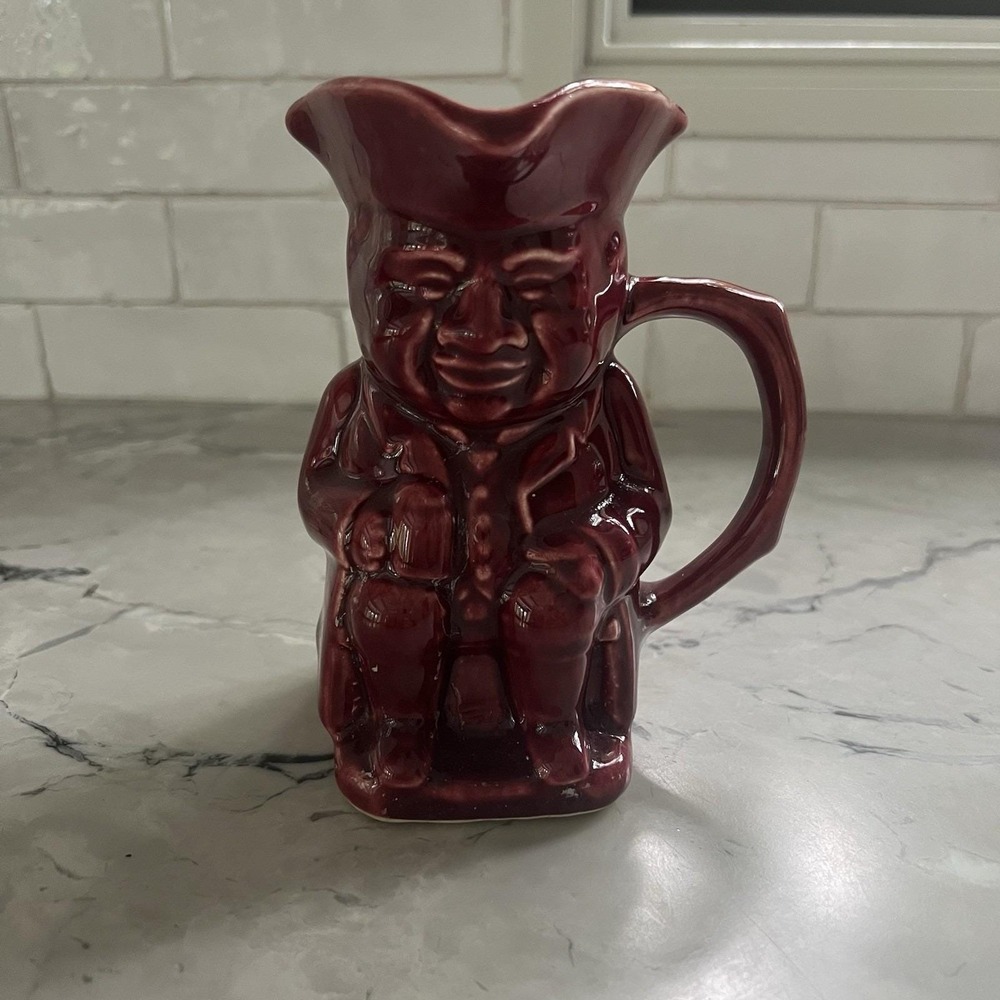 Vintage Shawnee Pottery Toby Mug‎ Maroon 5.25" Colonial Man